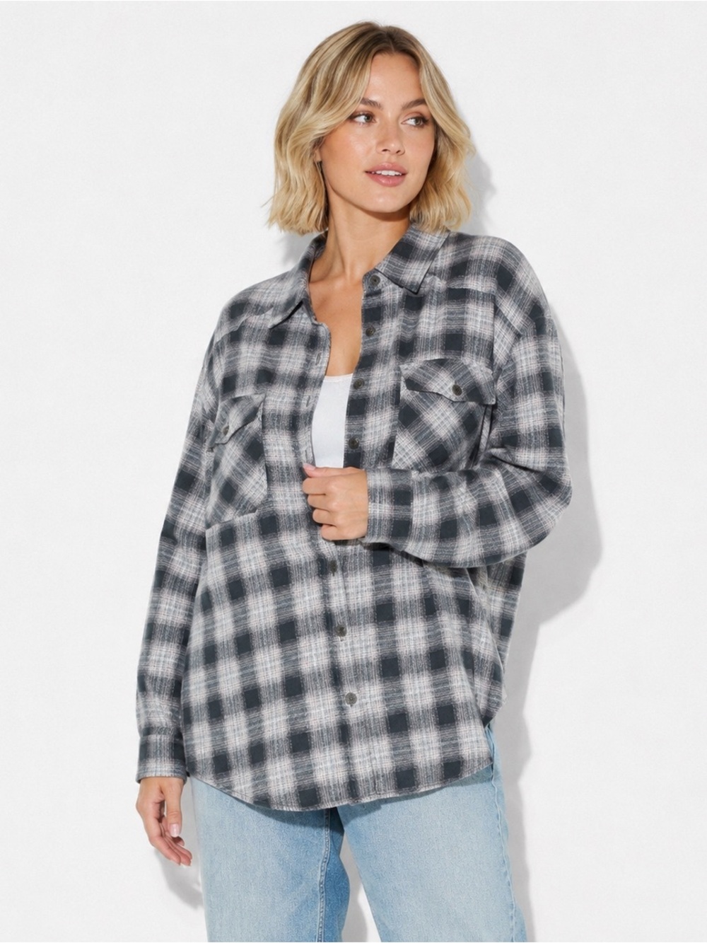 Wild Fable Women's Oversized Long Sleeve Collared Flannel Shirt Size XXL